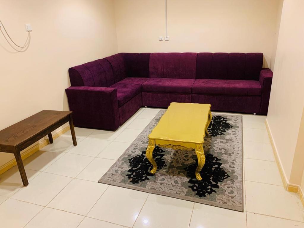 Popular attractions Area Nearby Property